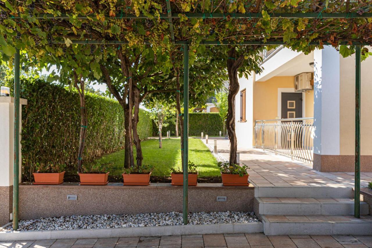 Apartmani Rino, Poreč Extérieur photo